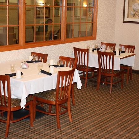 Holiday Inn Riverton-Convention Center By Ihg Buitenkant foto