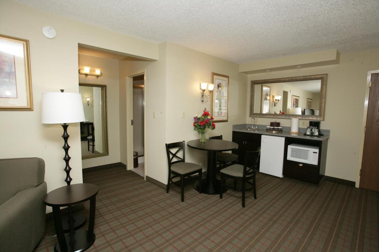 Holiday Inn Riverton-Convention Center By Ihg Buitenkant foto
