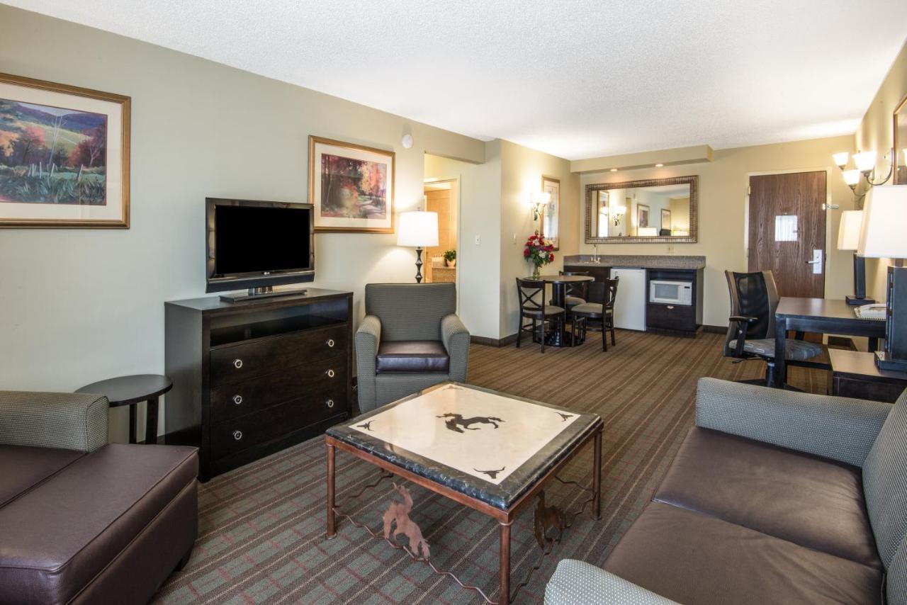 Holiday Inn Riverton-Convention Center By Ihg Buitenkant foto