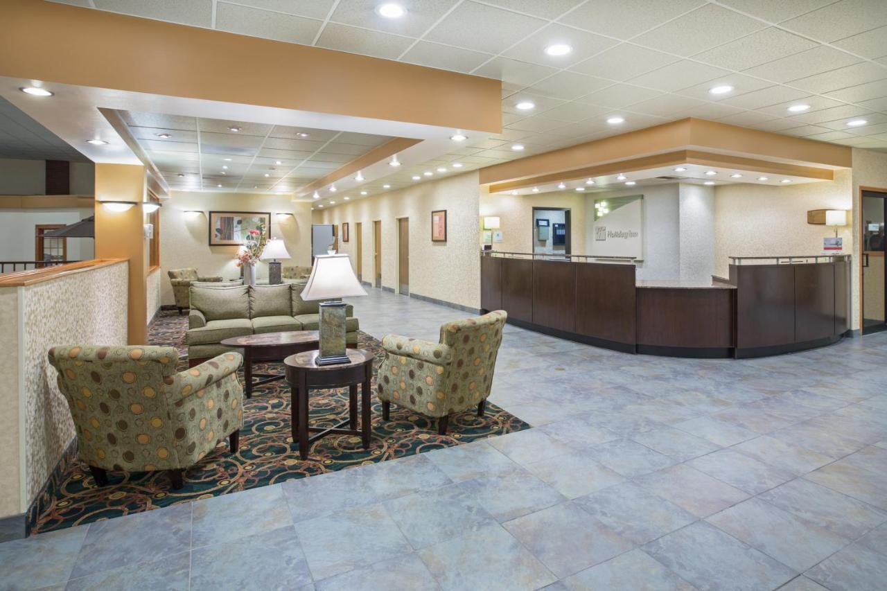 Holiday Inn Riverton-Convention Center By Ihg Buitenkant foto